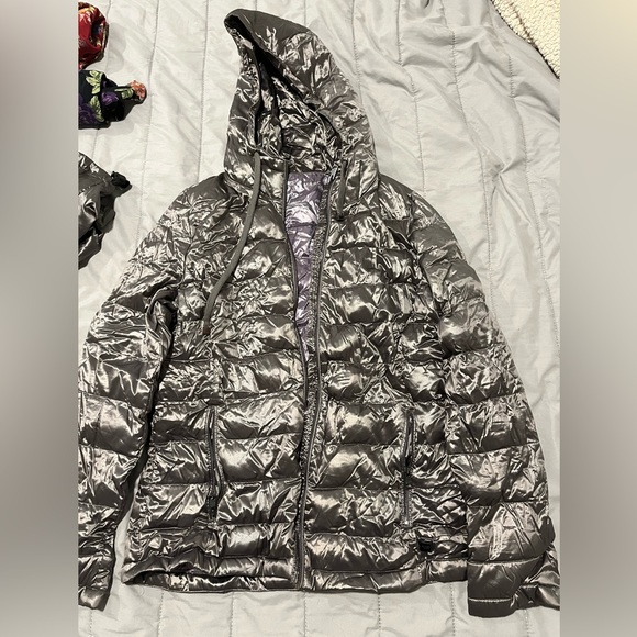 Andrew Marc roll up jacket -Medium - Picture 3 of 3